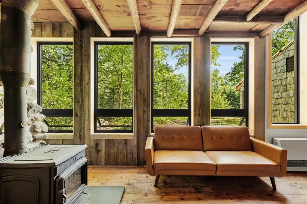 34 Mccaslin Road Penobscot ME 04476