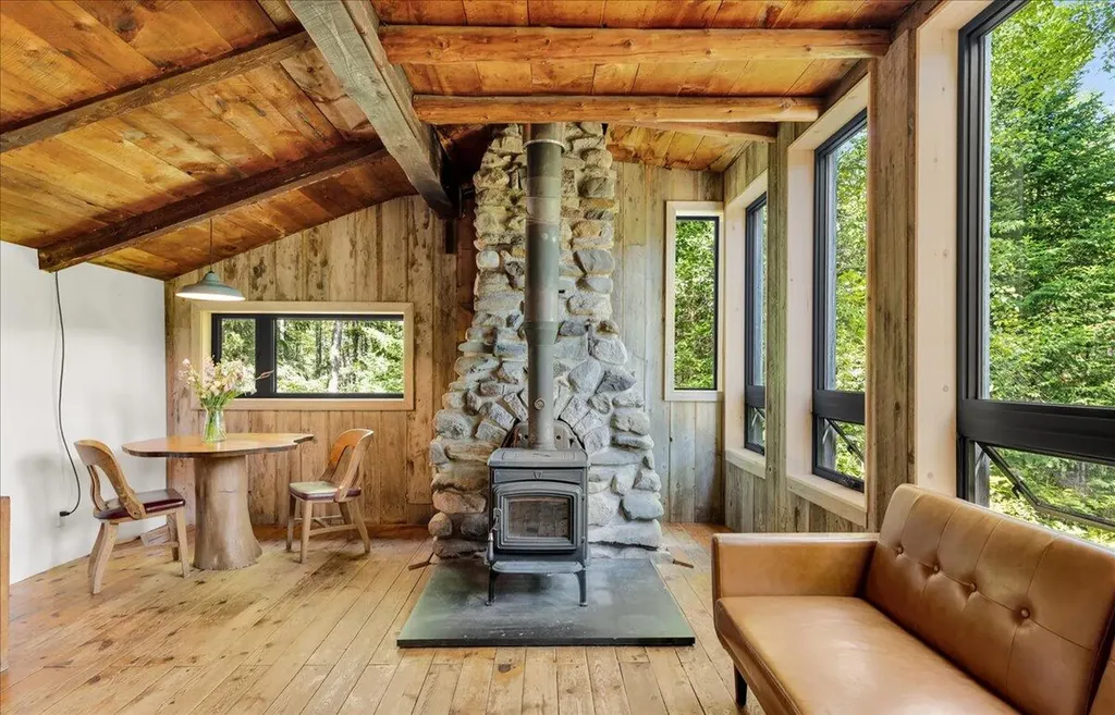 34 Mccaslin Road Penobscot ME 04476