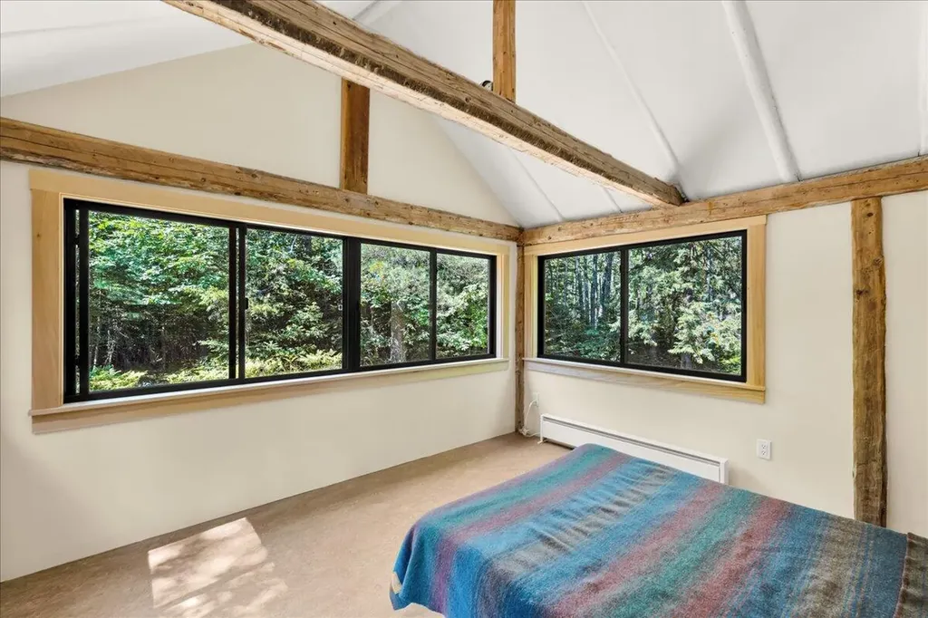 34 Mccaslin Road Penobscot ME 04476