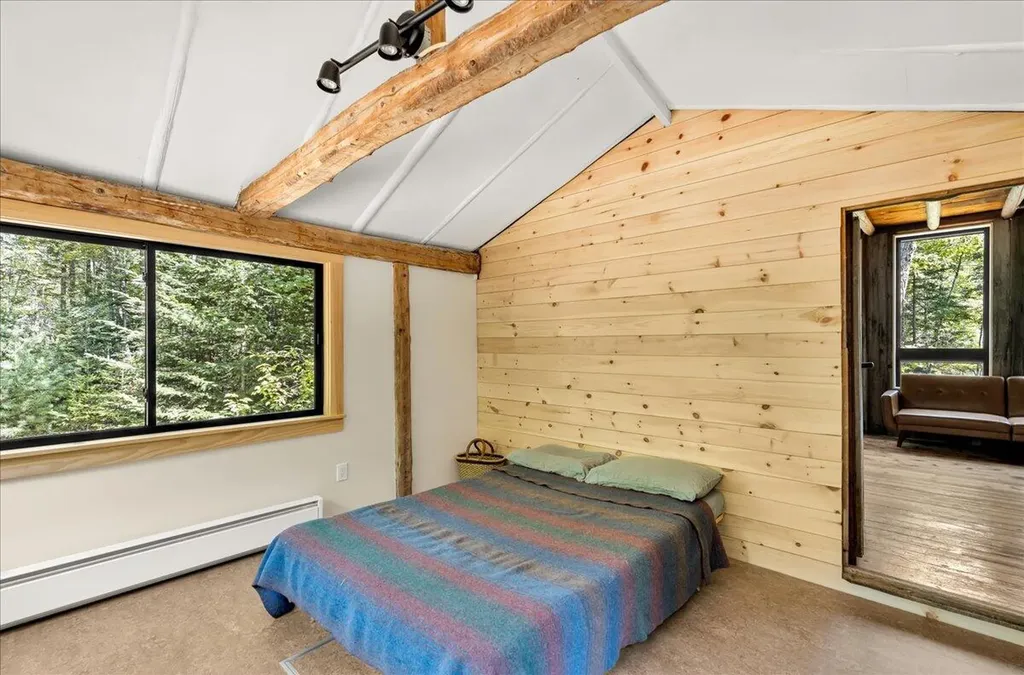 34 Mccaslin Road Penobscot ME 04476