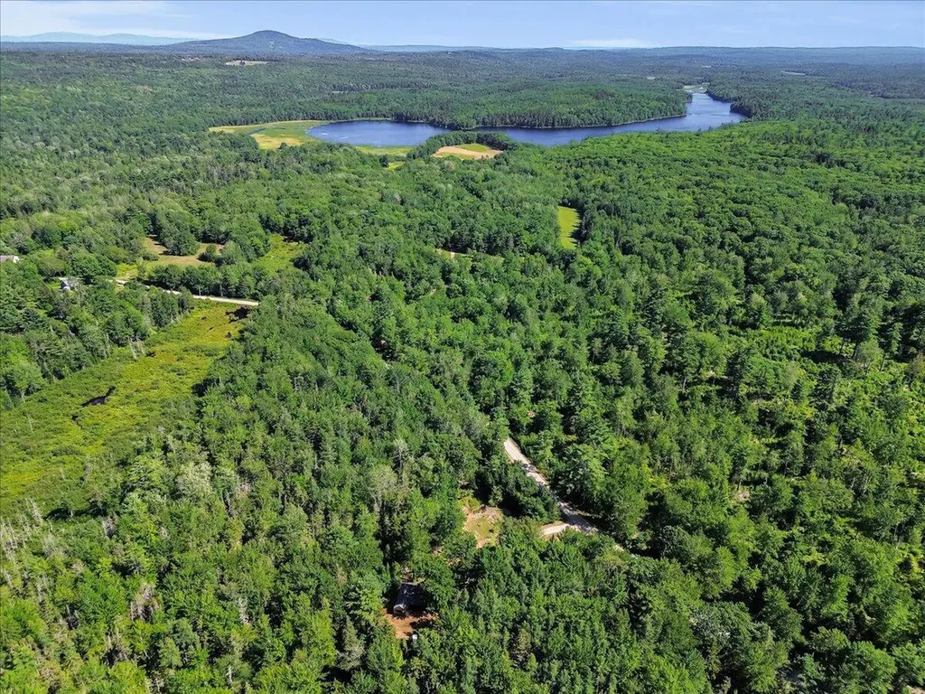 34 Mccaslin Road Penobscot ME 04476