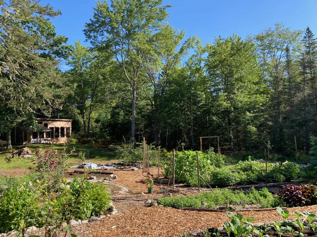 34 Mccaslin Road Penobscot ME 04476