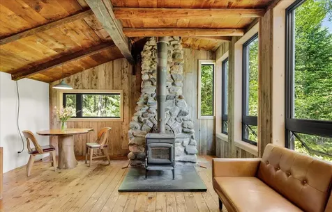 34 Mccaslin Road Penobscot ME 04476