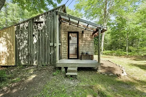 34 Mccaslin Road Penobscot ME 04476