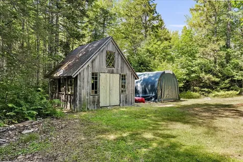 34 Mccaslin Road Penobscot ME 04476