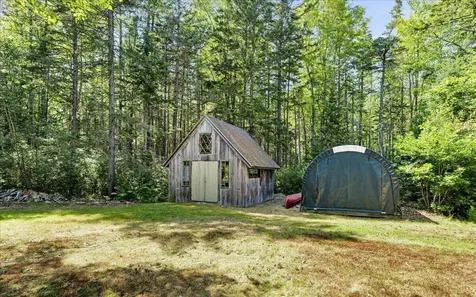 34 Mccaslin Road Penobscot ME 04476