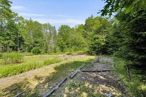 34 Mccaslin Road Penobscot ME 04476