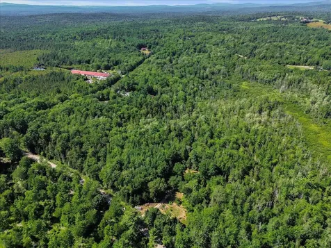 34 Mccaslin Road Penobscot ME 04476