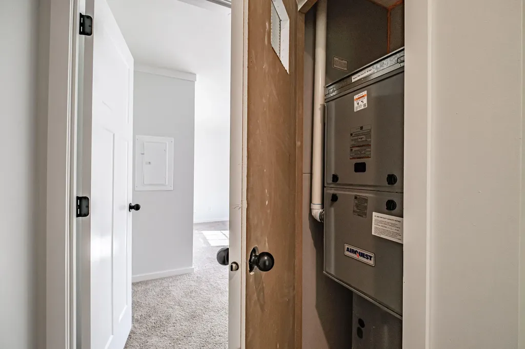 4 Laurik Lane Naples ME 04055