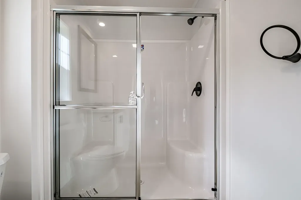 4 Laurik Lane Naples ME 04055