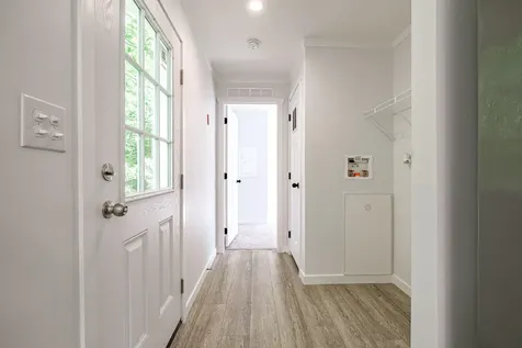 4 Laurik Lane Naples ME 04055