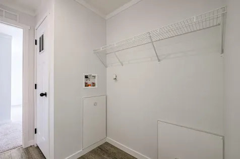 6 Laurik Lane Naples ME 04055