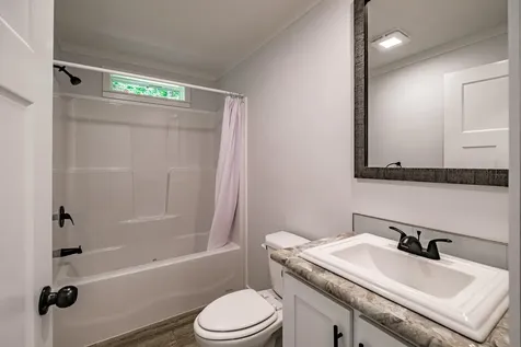 6 Laurik Lane Naples ME 04055