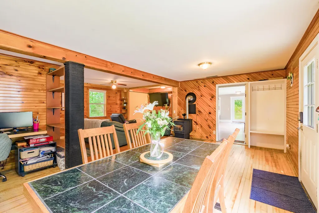 3184 Camden Road Warren ME 04864