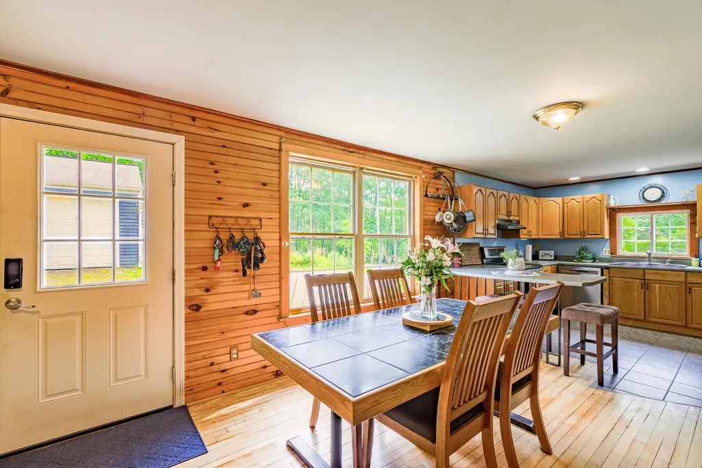 3184 Camden Road Warren ME 04864