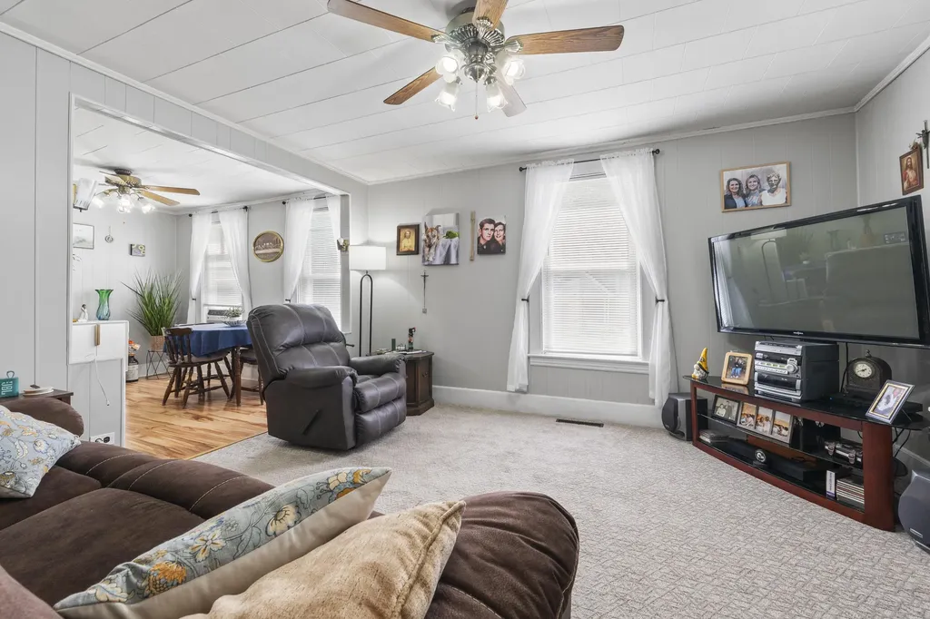 177 Oak Street Lewiston ME 04240