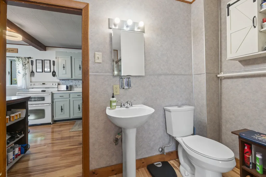 177 Oak Street Lewiston ME 04240