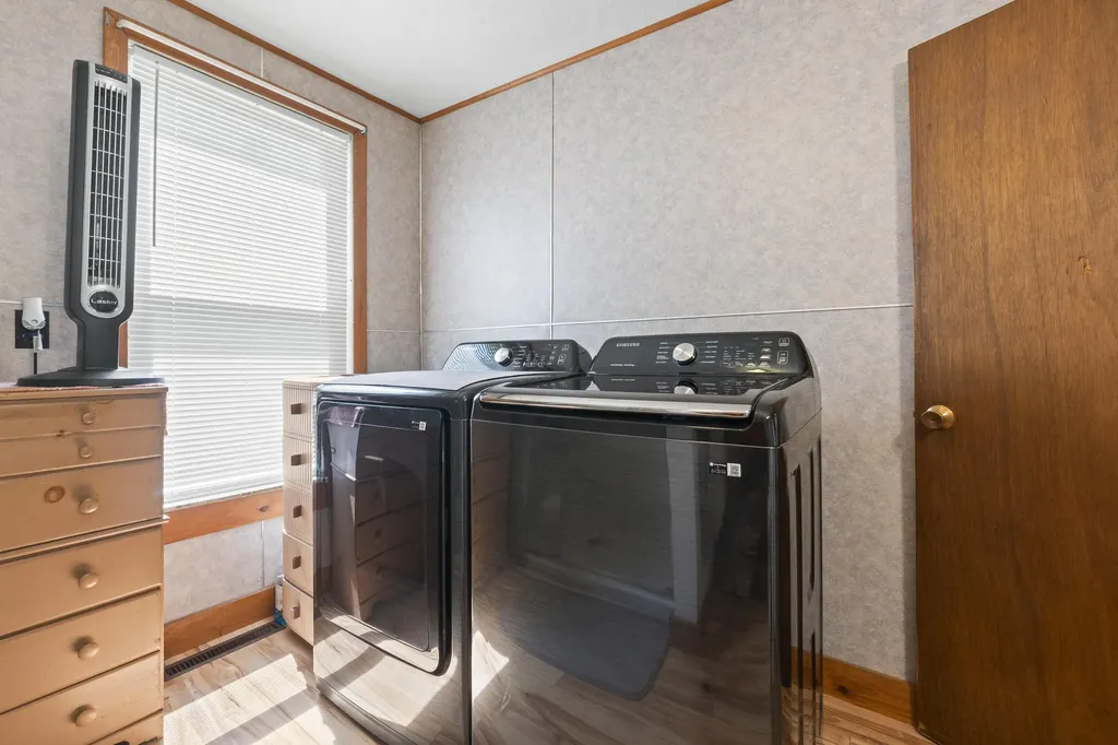 177 Oak Street Lewiston ME 04240