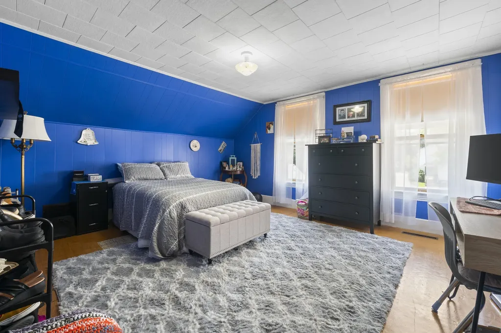 177 Oak Street Lewiston ME 04240