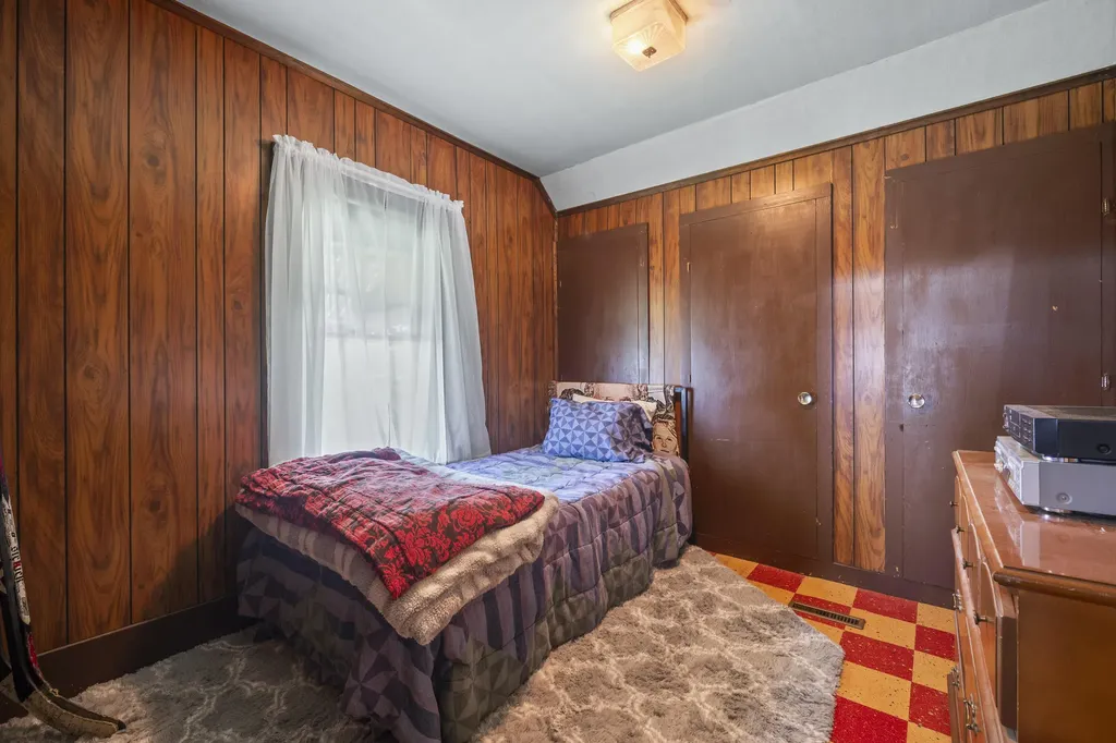 177 Oak Street Lewiston ME 04240