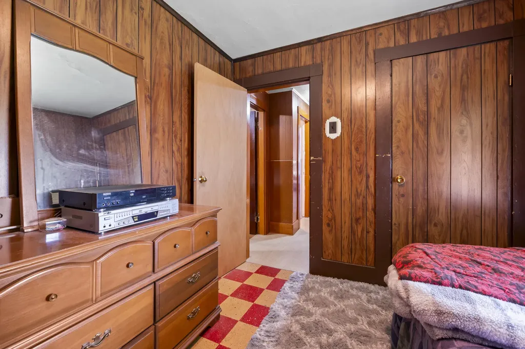 177 Oak Street Lewiston ME 04240