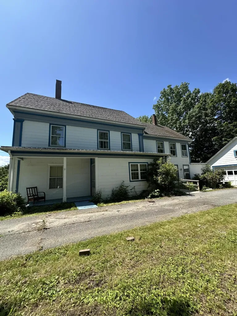 24 Old Route 1 Waldoboro ME 04572