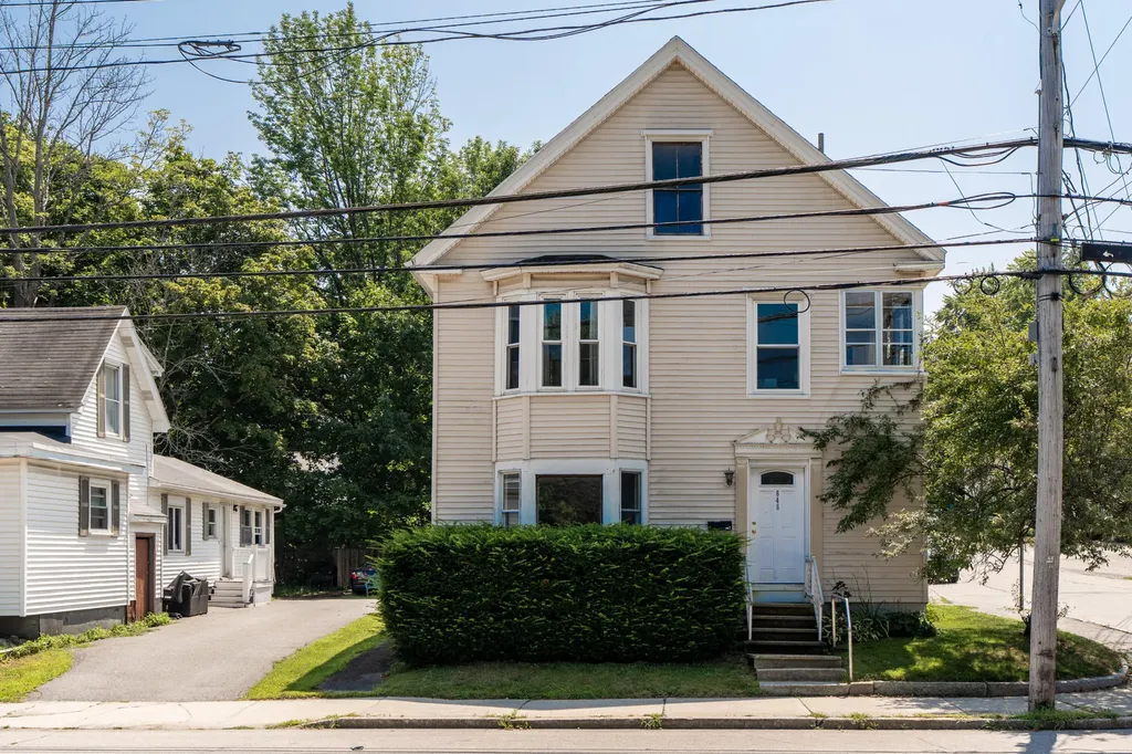 646 Main Street Westbrook ME 04092