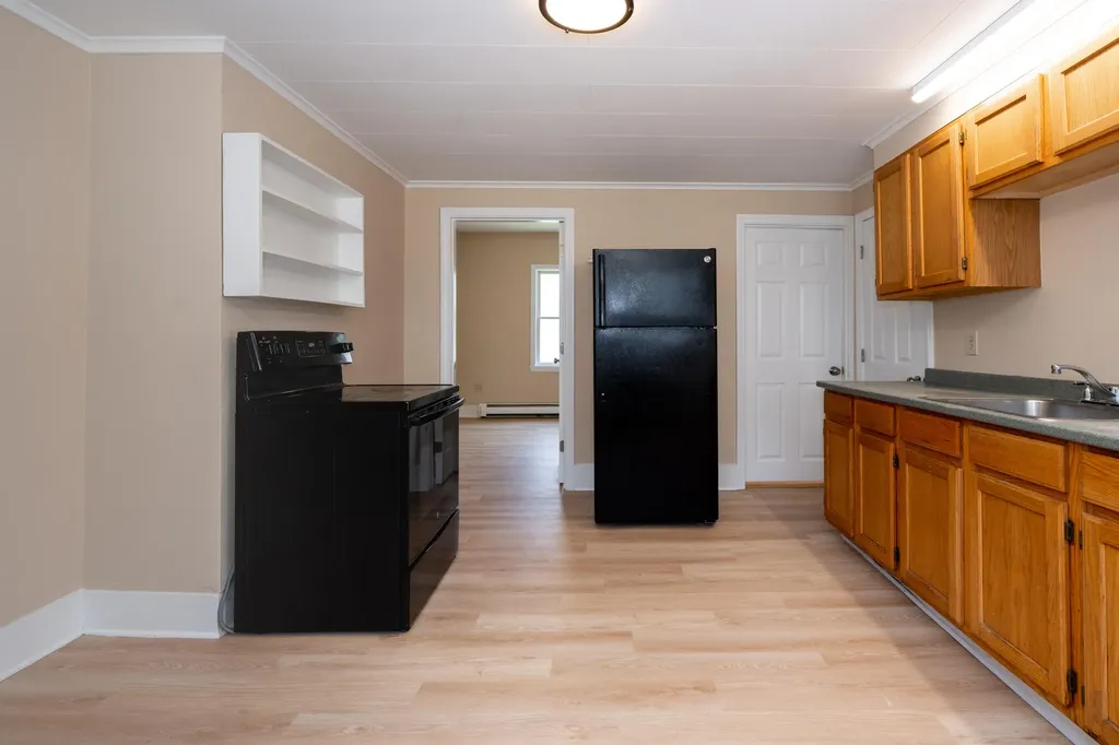 646 Main Street Westbrook ME 04092
