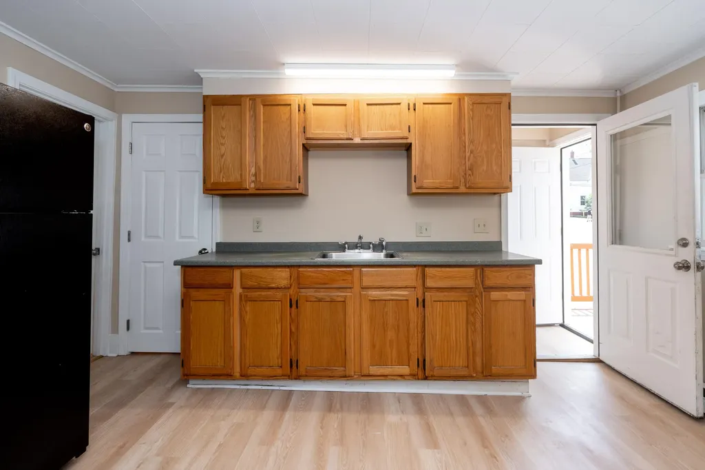 646 Main Street Westbrook ME 04092