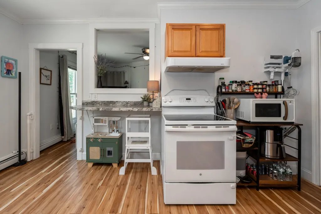 646 Main Street Westbrook ME 04092