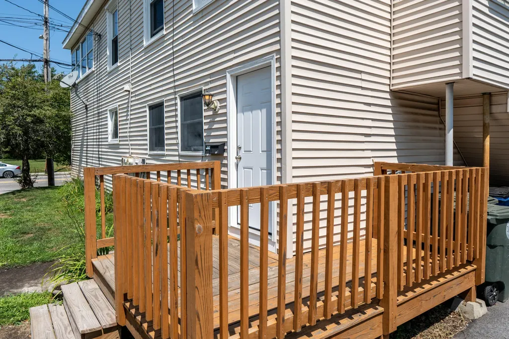 646 Main Street Westbrook ME 04092