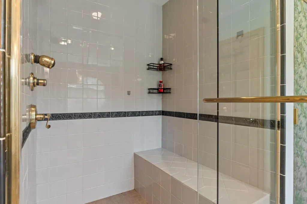 507 Mount Pleasant Street Rockport ME 04856