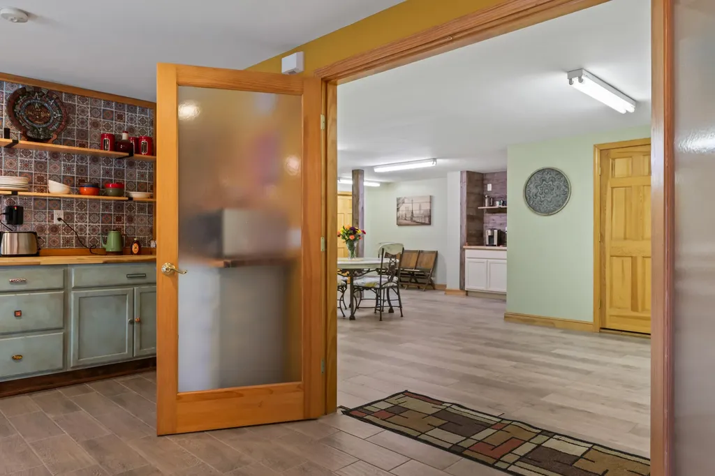 507 Mount Pleasant Street Rockport ME 04856