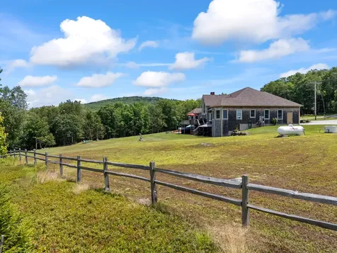 507 Mount Pleasant Street Rockport ME 04856