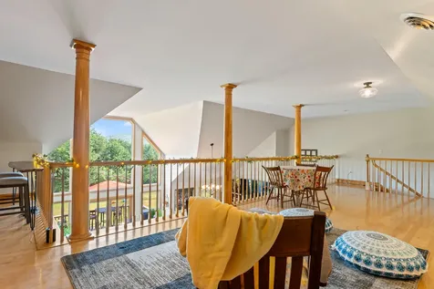 507 Mount Pleasant Street Rockport ME 04856