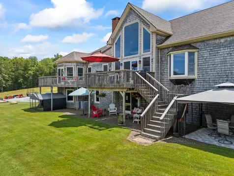 507 Mount Pleasant Street Rockport ME 04856