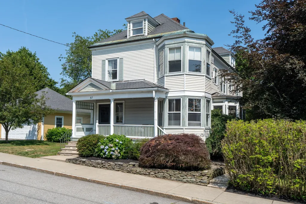 67 Beacon Street Portland ME 04103