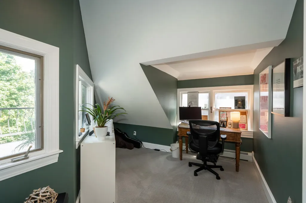 67 Beacon Street Portland ME 04103