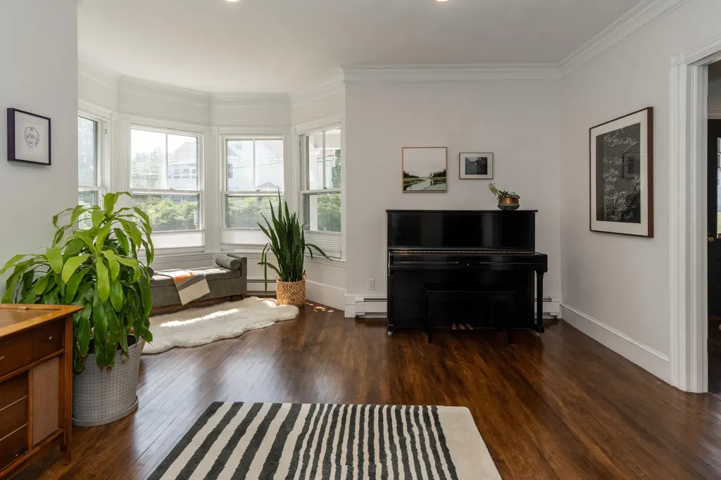 67 Beacon Street Portland ME 04103