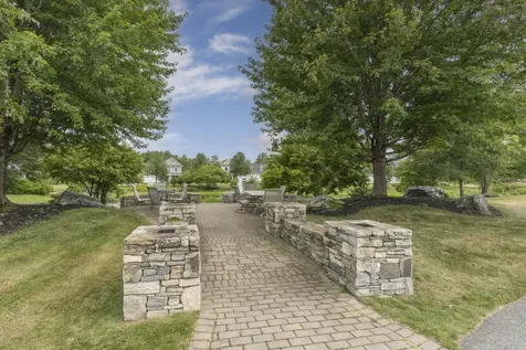 18 Mccann Way Scarborough ME 04074