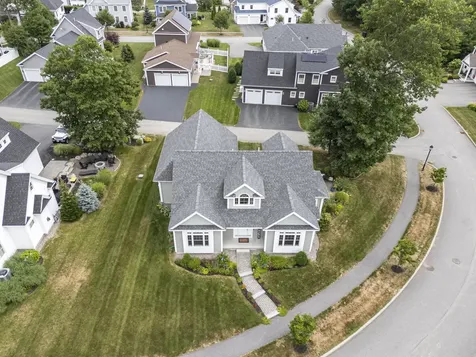 18 Mccann Way Scarborough ME 04074