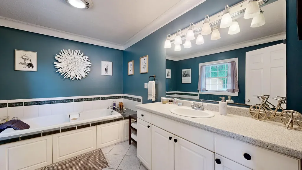 36 Irwin Street Lewiston ME 04240