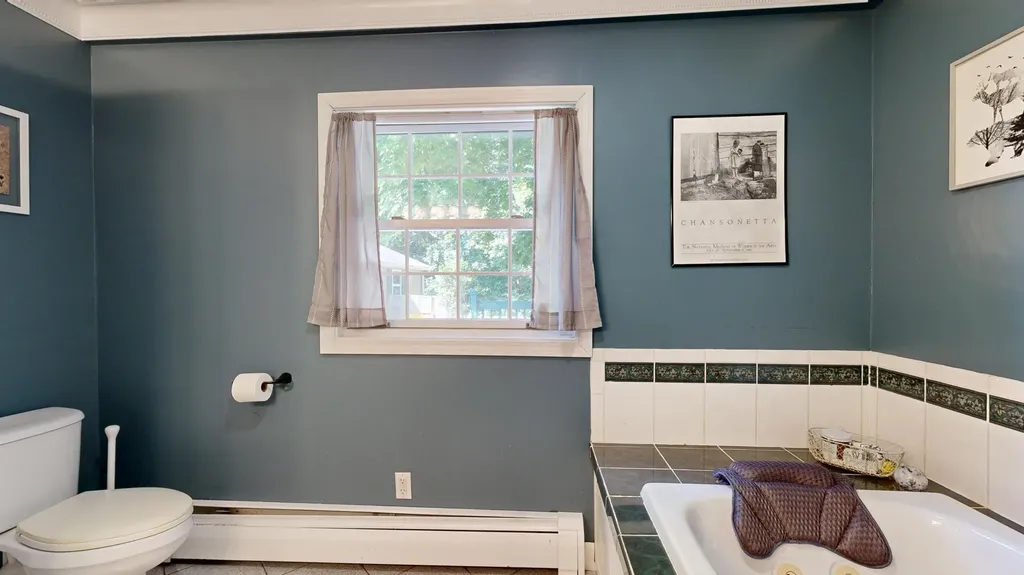 36 Irwin Street Lewiston ME 04240