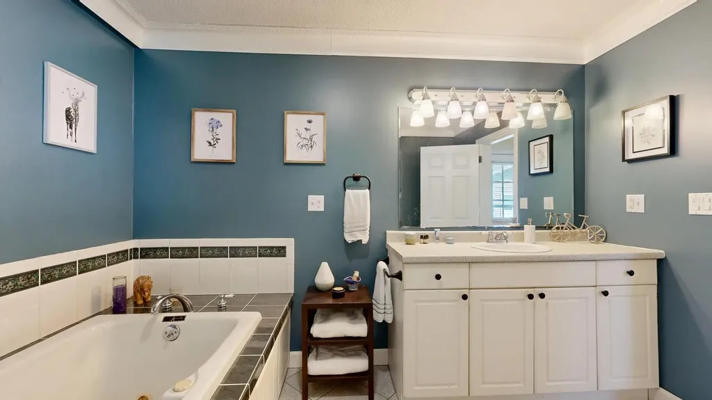 36 Irwin Street Lewiston ME 04240