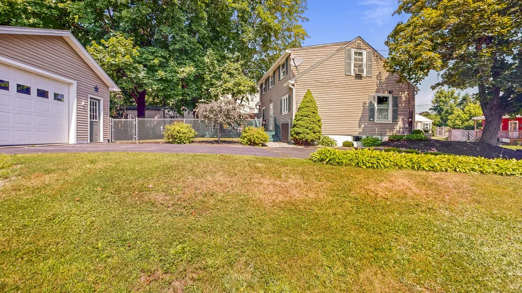 36 Irwin Street Lewiston ME 04240