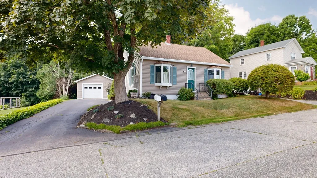 36 Irwin Street Lewiston ME 04240