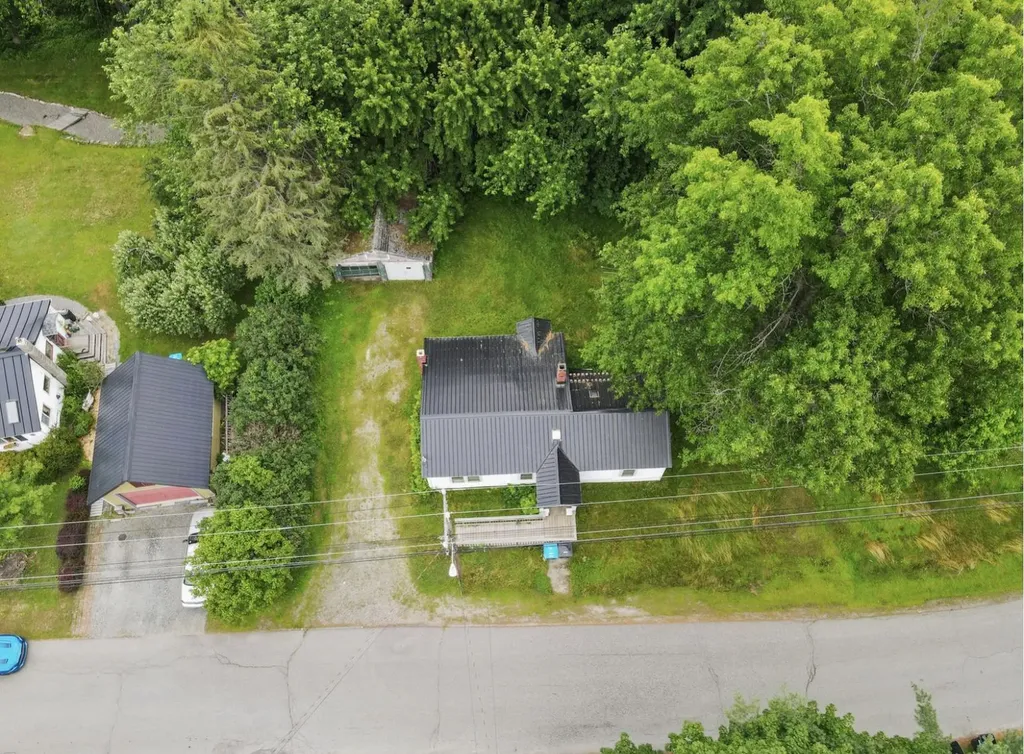 22 Union Street Orono ME 04473