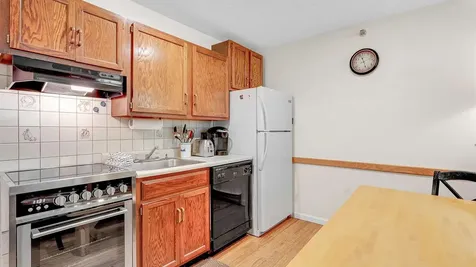 8 Sunrise Drive Newry ME 04261