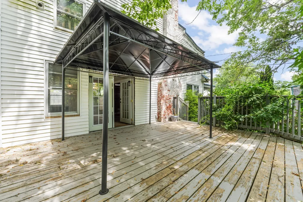 62 Warren Street Rockland ME 04841