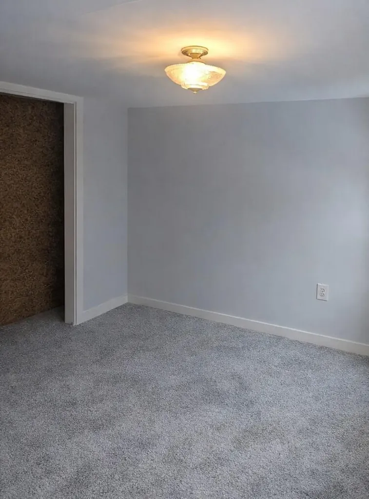 62 Warren Street Rockland ME 04841